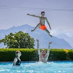 Lazy Rancho - Eiger - Moench - Jungfrau - Campingplatz Interlaken