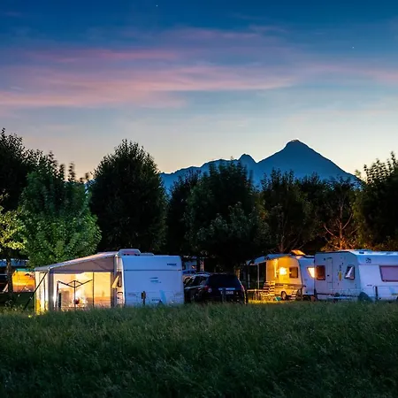 Kemping Lazy Rancho - Eiger - Moench - Jungfrau -