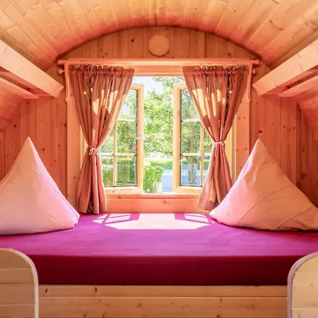 Lazy Rancho - Eiger - Moench - Jungfrau - Camping *