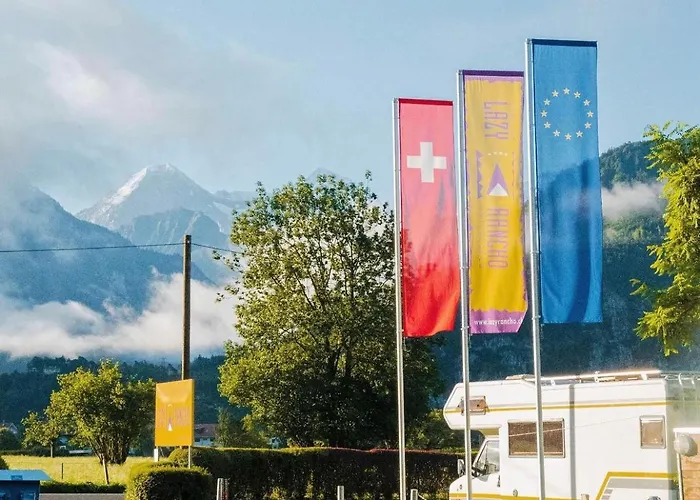 Lazy Rancho - Eiger - Moench - Jungfrau - Campsite Interlaken