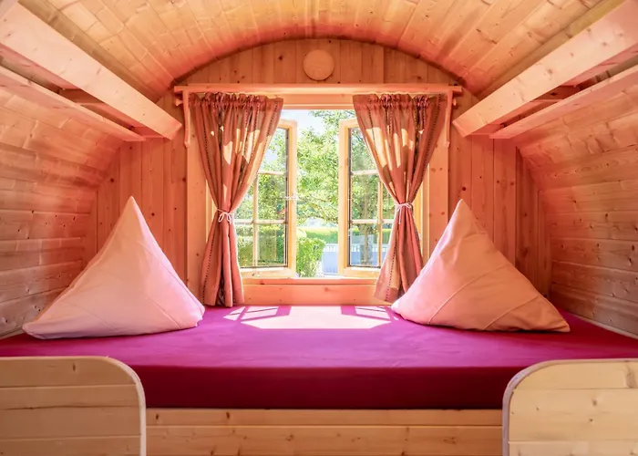 Lazy Rancho - Eiger - Moench - Jungfrau - Camping *