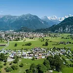 Lazy Rancho - Eiger - Moench - Jungfrau - مكان تخييم إنترلاكن