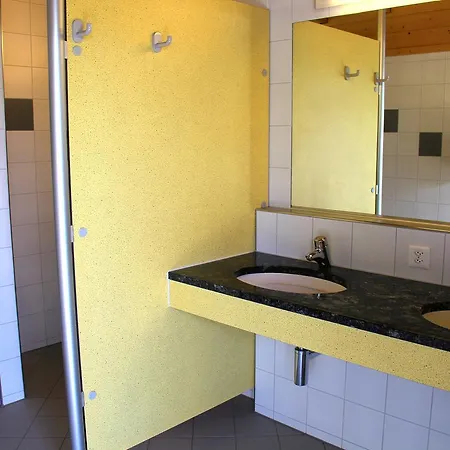 Lazy Rancho - Eiger - Moench - Jungfrau - 캠프장 *